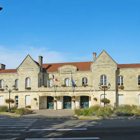 Les Arbousiers By Interhome * Vendays-Montalivet
